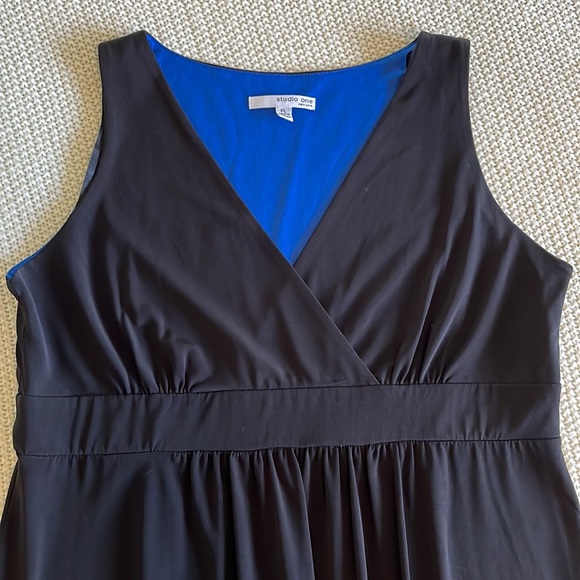 Chevron Stripe Maxi Dress - Picture 2 of 4